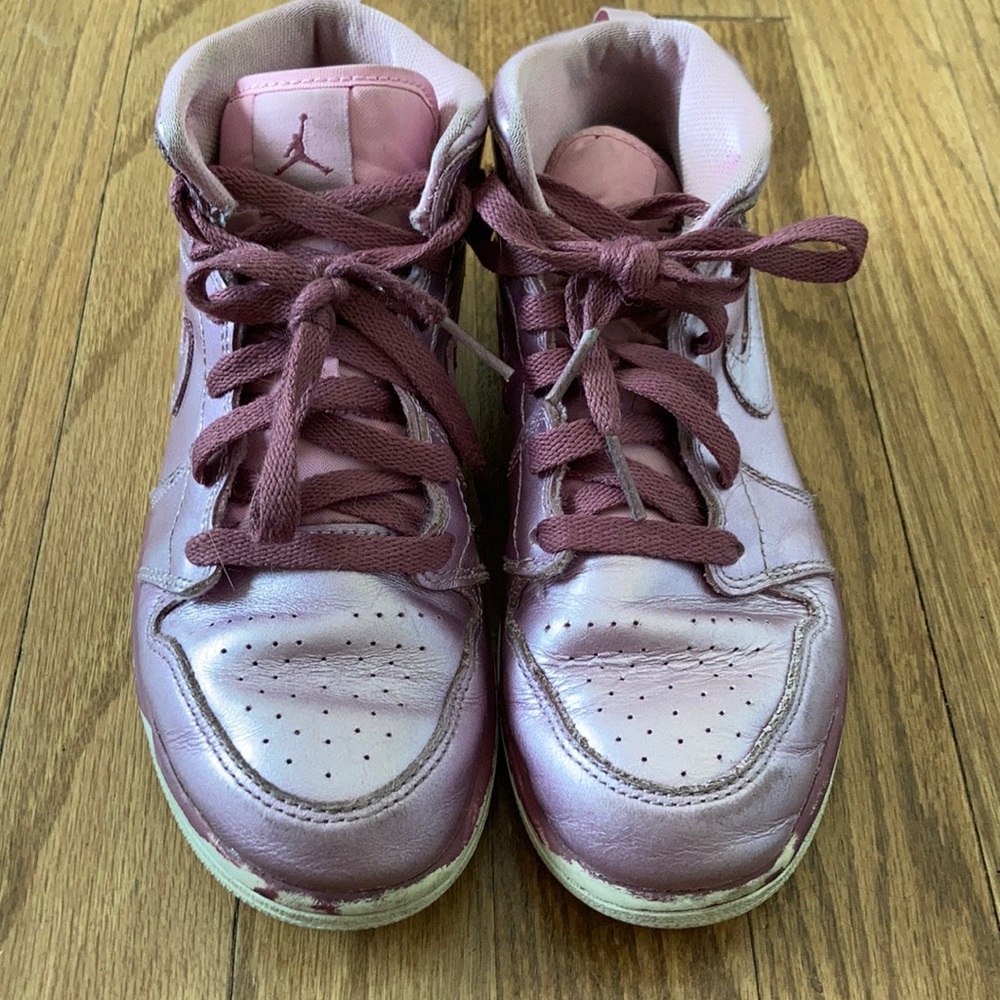 hot pink air jordans